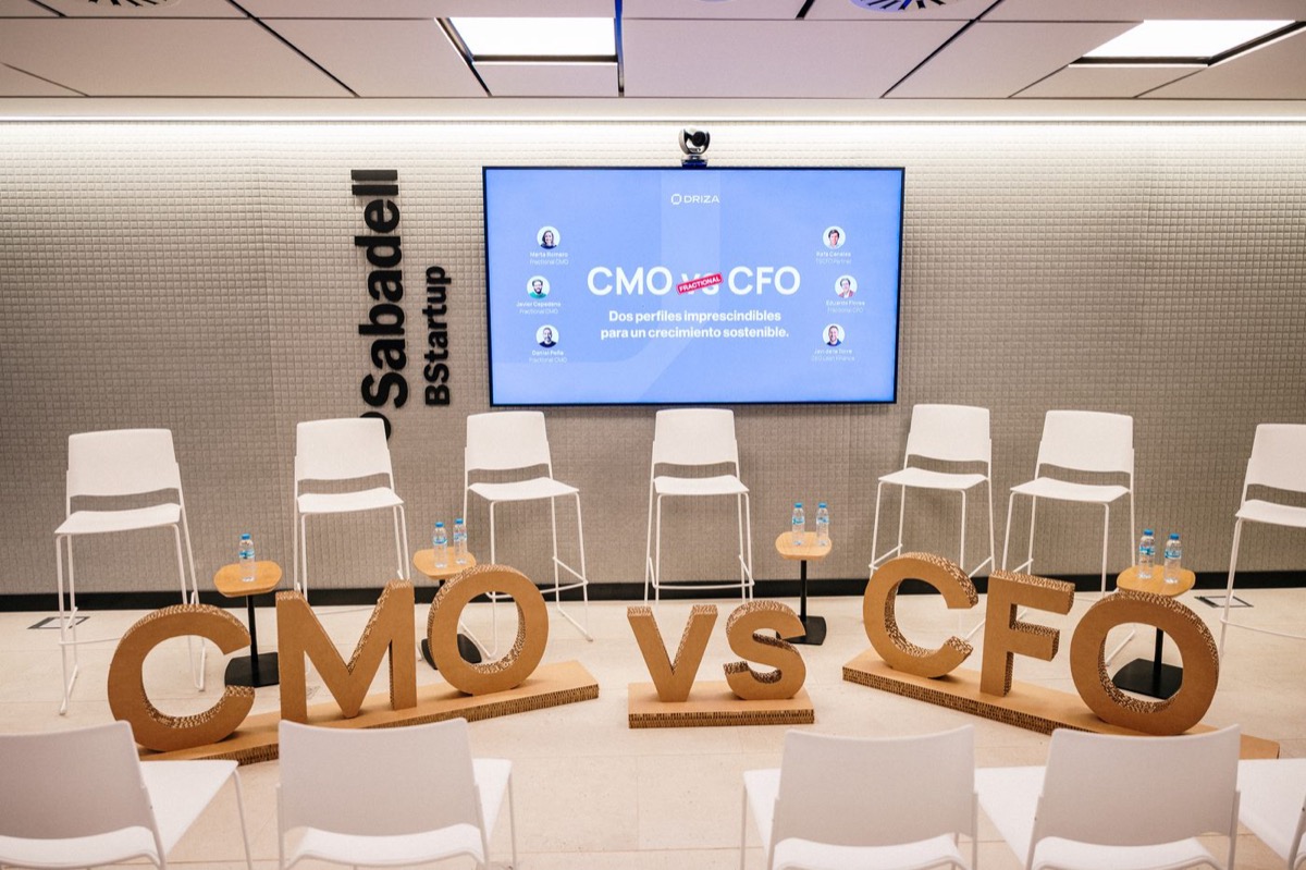 Escenario de CMO vs CFO en Sabadell BStartup